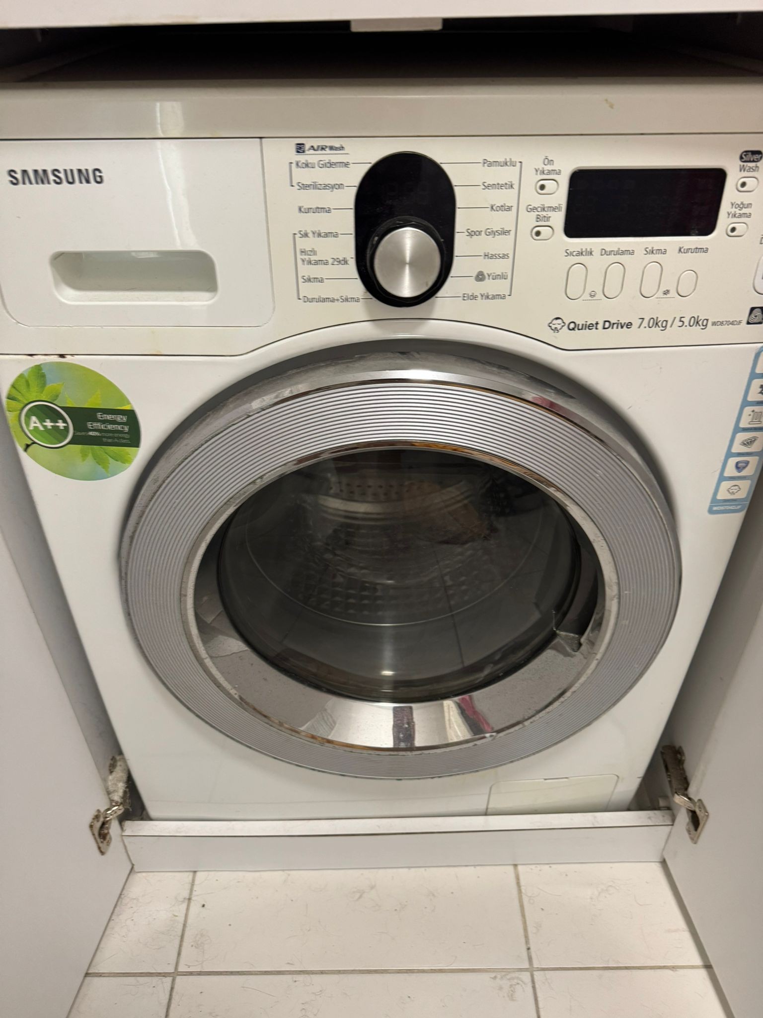 Çamaşır Makinesi Tamiri FLORYA